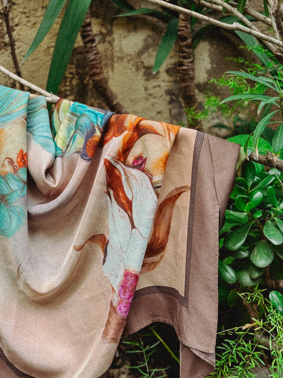 Miss Van "Muses" Scarf - 2026